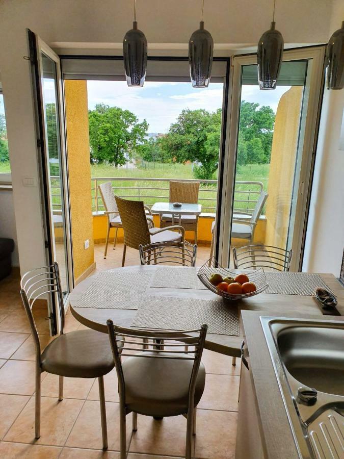 Lastovka Posesi Apartman Medulin Kültér fotó
